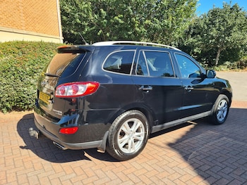 Used Hyundai Santa Fe 2011 for sale - 79473429: Photo