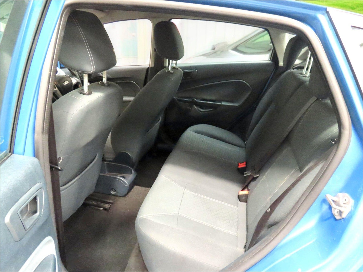 Used Ford Fiesta 2010 for sale - 76188546: Photo 8