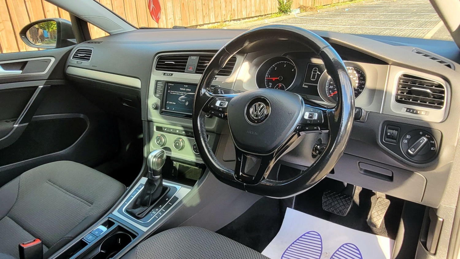 Used Volkswagen Golf 2016 for sale - 75977110: Photo 24