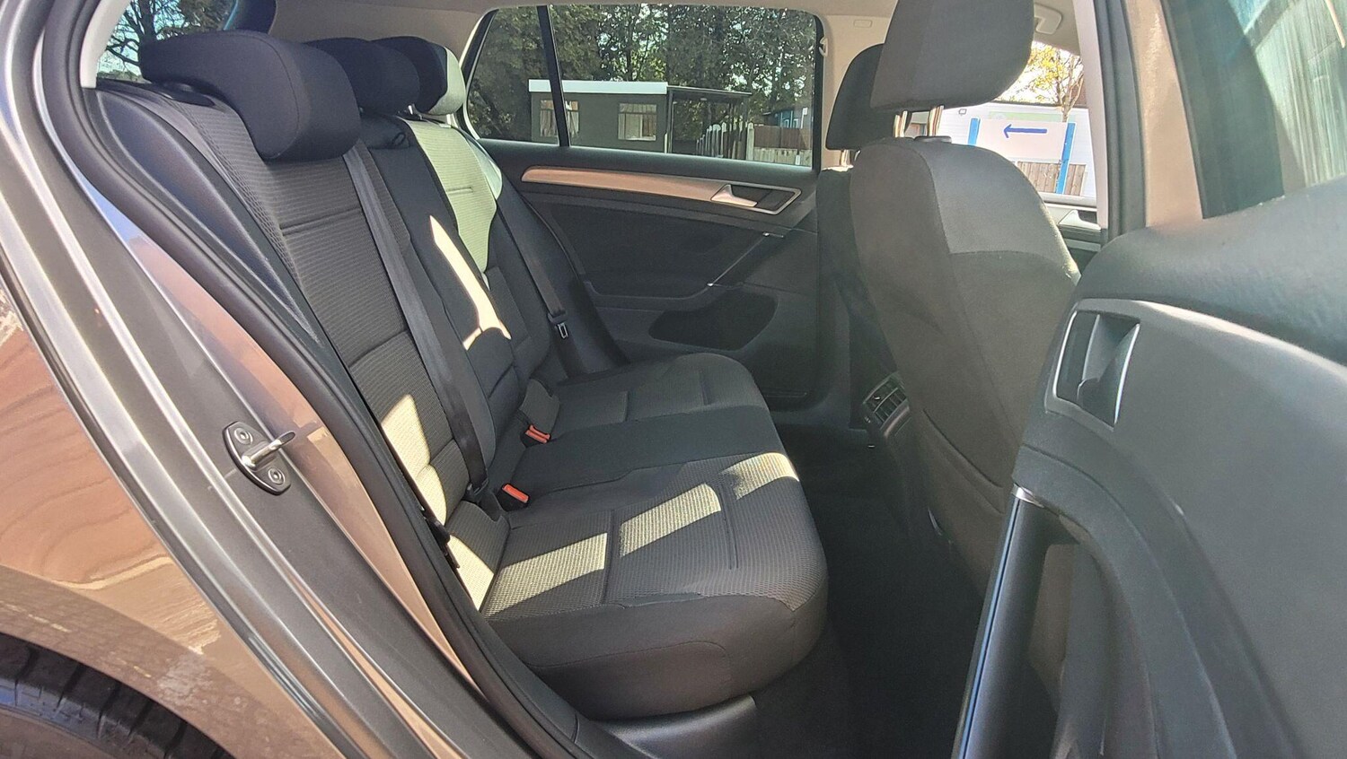 Used Volkswagen Golf 2016 for sale - 75977110: Photo 32