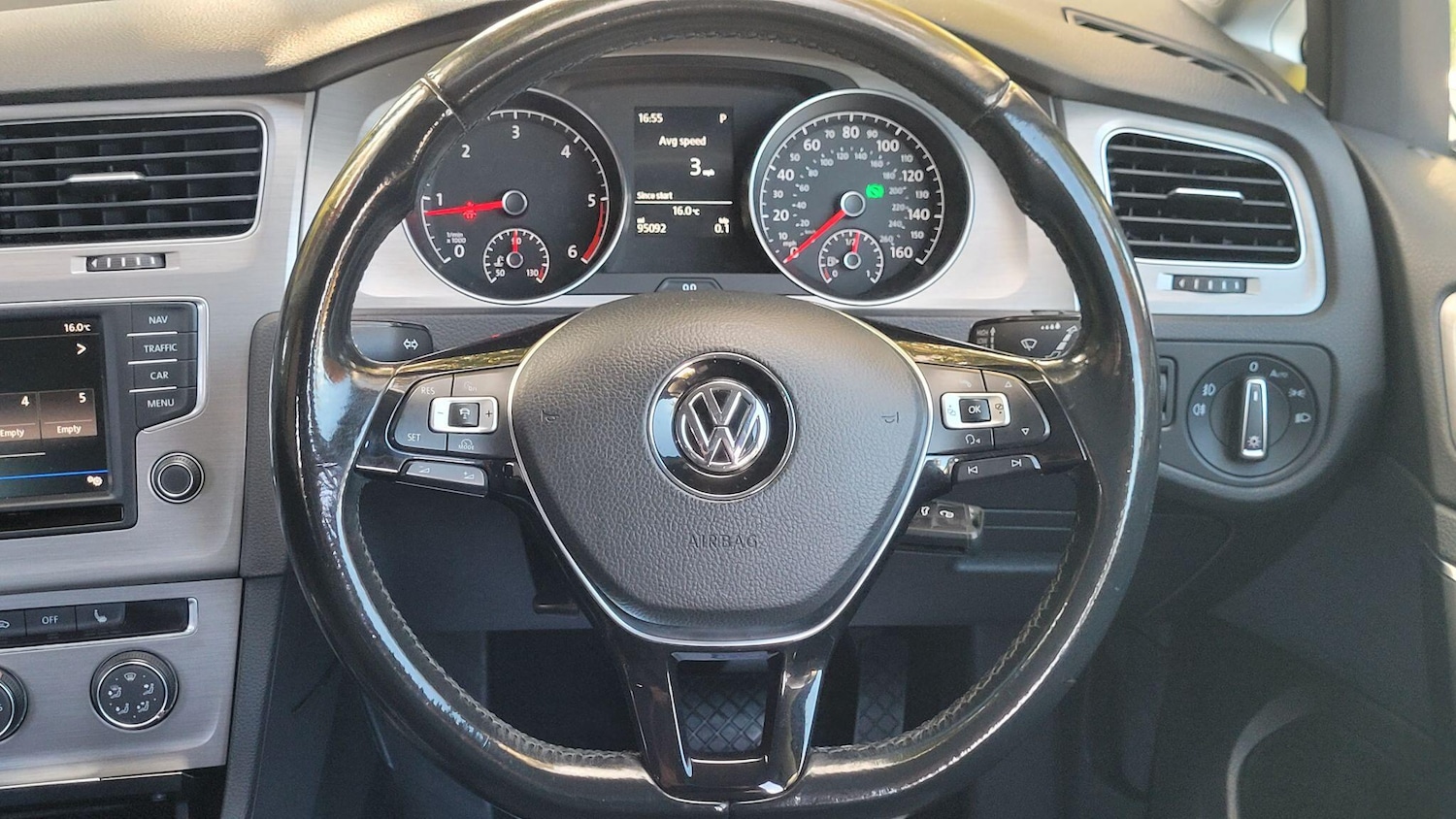 Used Volkswagen Golf 2016 for sale - 75977110: Photo 37