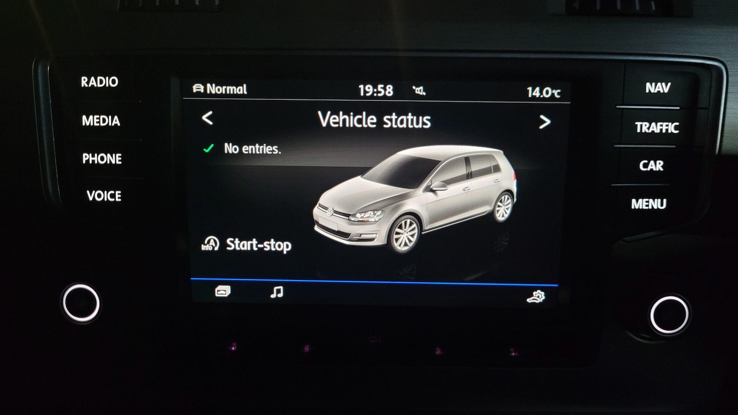 Used Volkswagen Golf 2016 for sale - 75977110: Photo 42