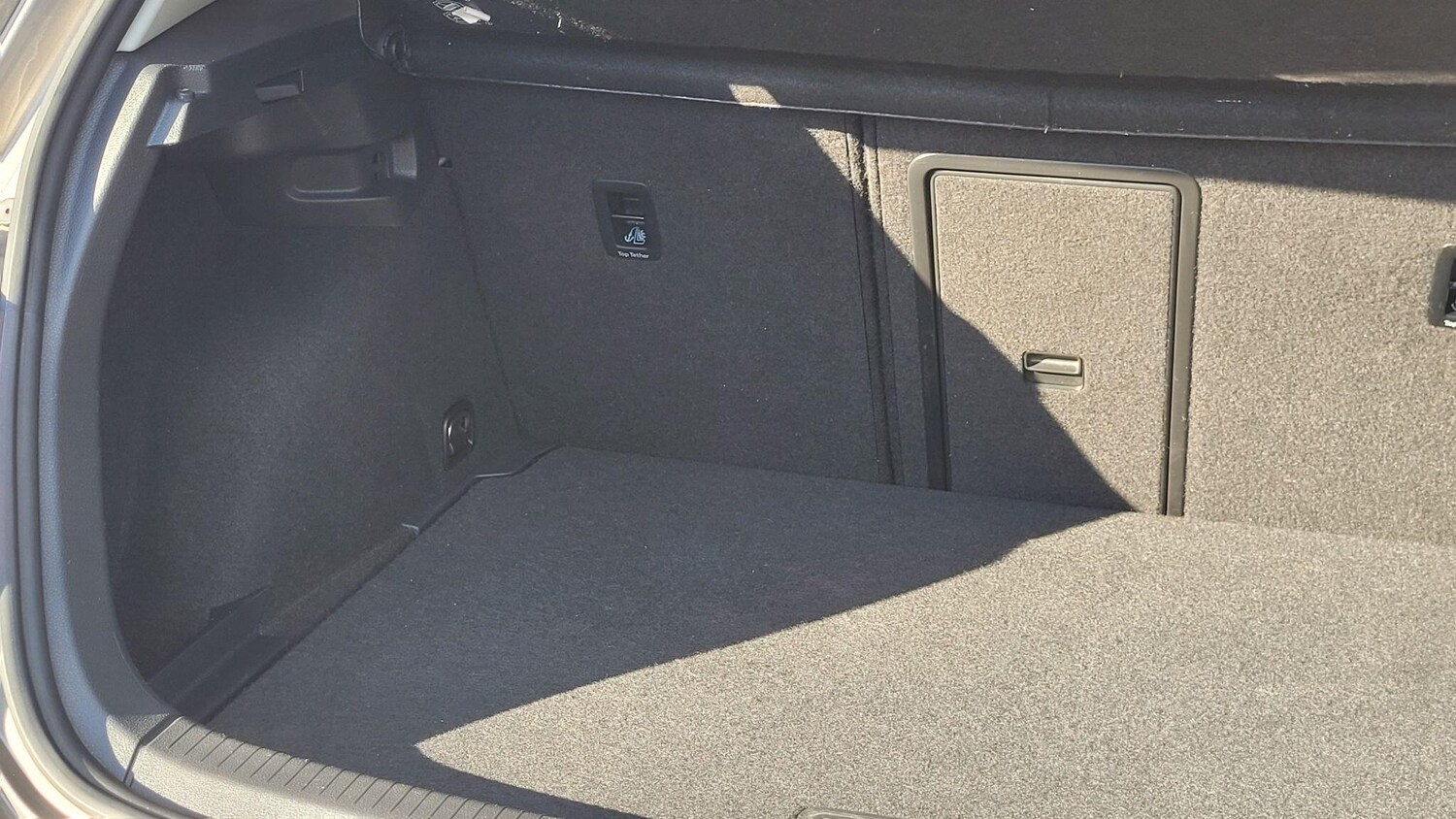 Used Volkswagen Golf 2016 for sale - 75977110: Photo 76