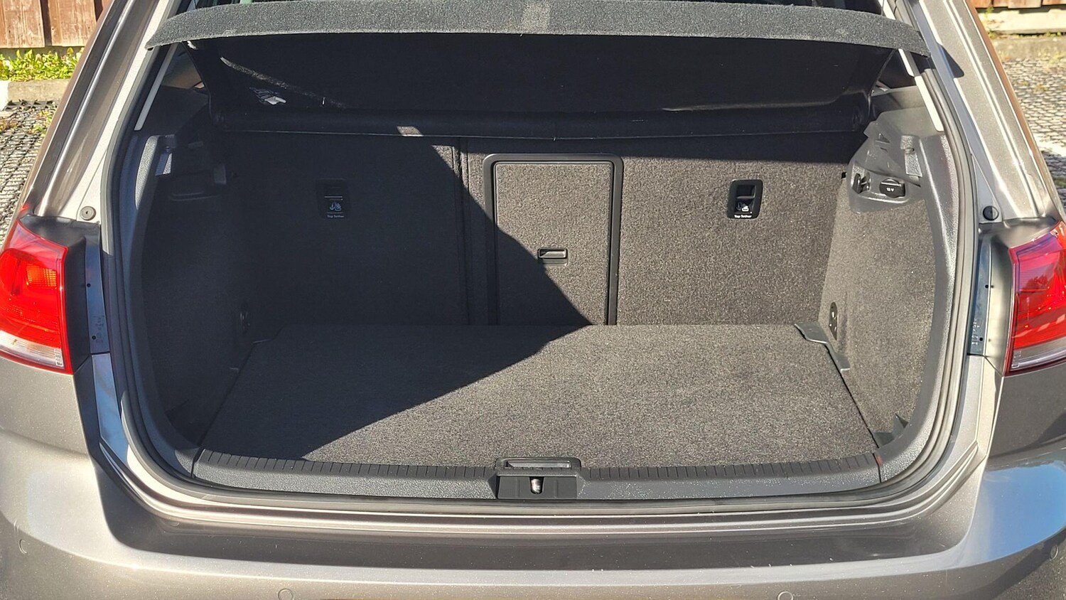 Used Volkswagen Golf 2016 for sale - 75977110: Photo 77