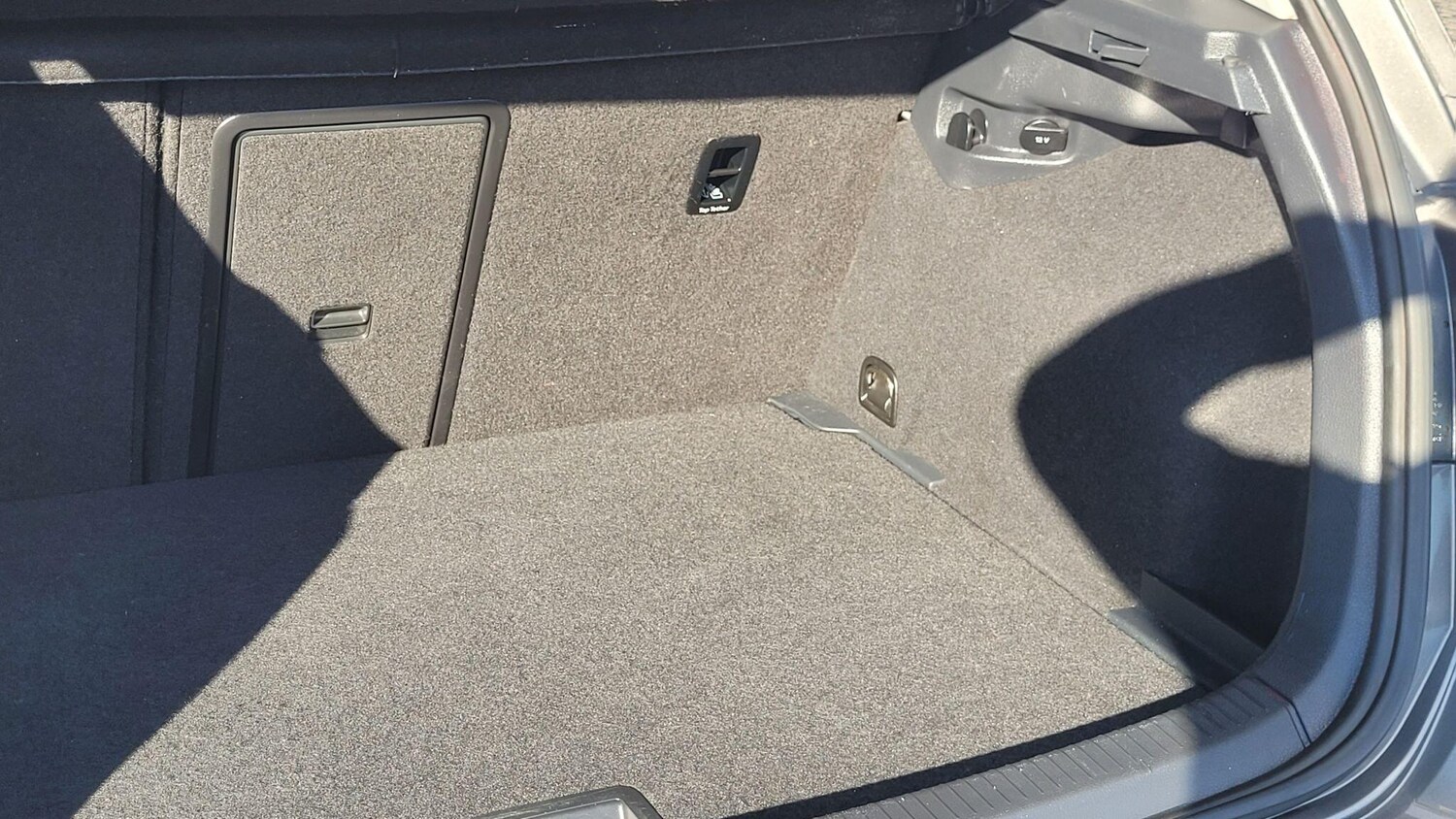 Used Volkswagen Golf 2016 for sale - 75977110: Photo 78