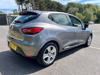 Used Renault Clio 2016 for sale - 79656196: Photo