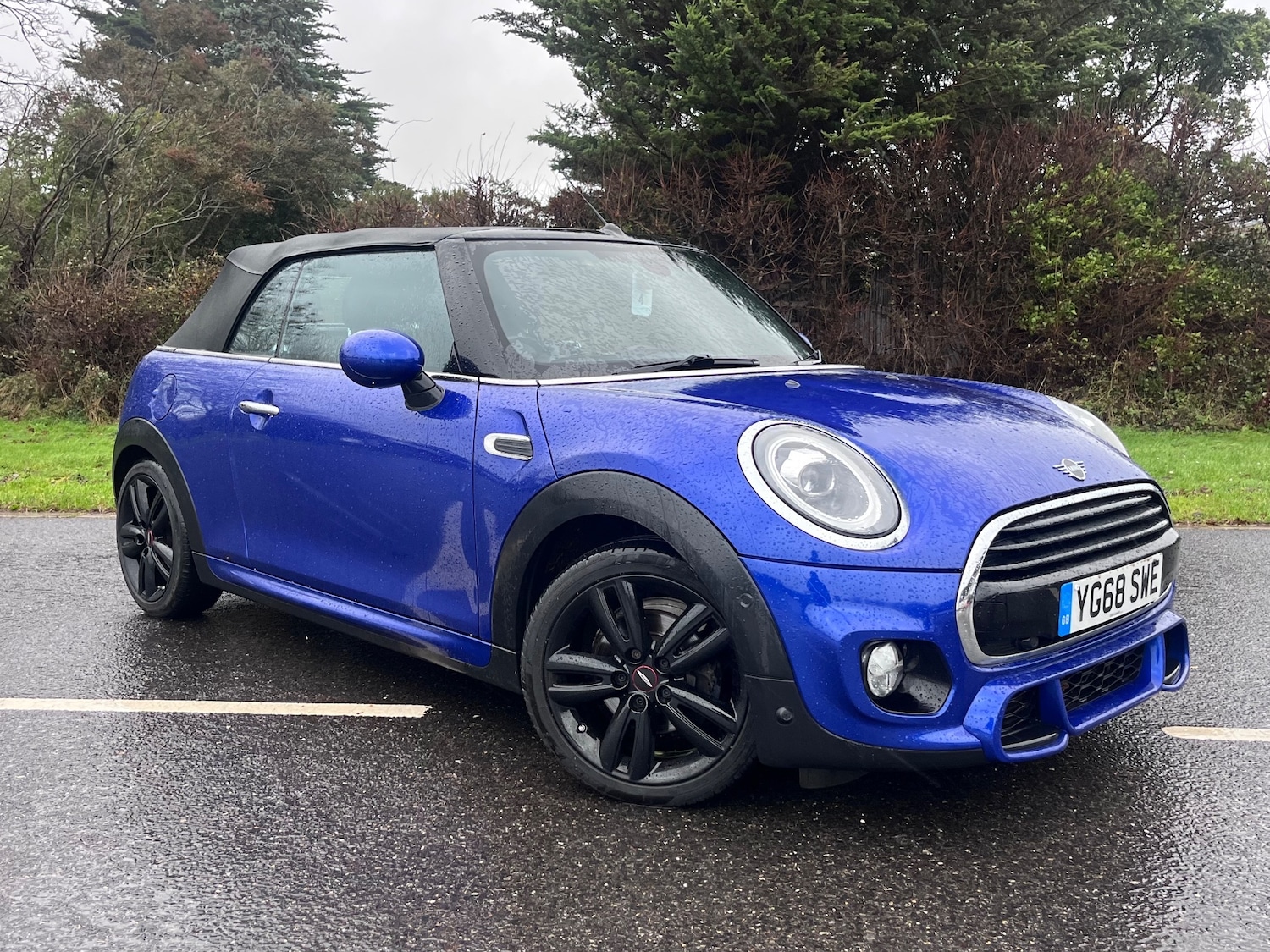 Used MINI Convertible 2019 for sale - 76949836: Photo 1