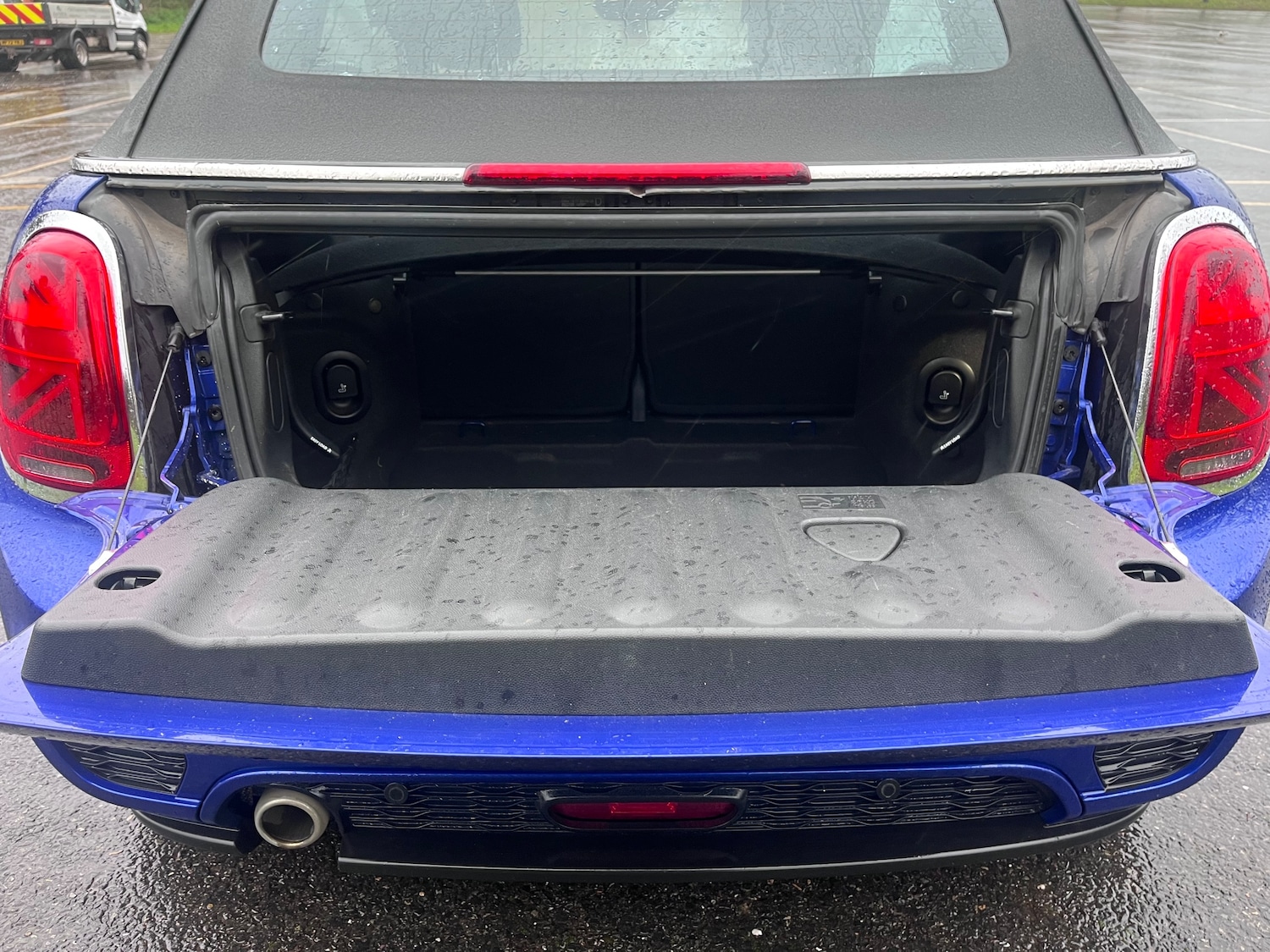 Used MINI Convertible 2019 for sale - 76949836: Photo 7