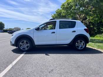 Used Dacia Sandero Stepway 2018 for sale - 74663699: Photo