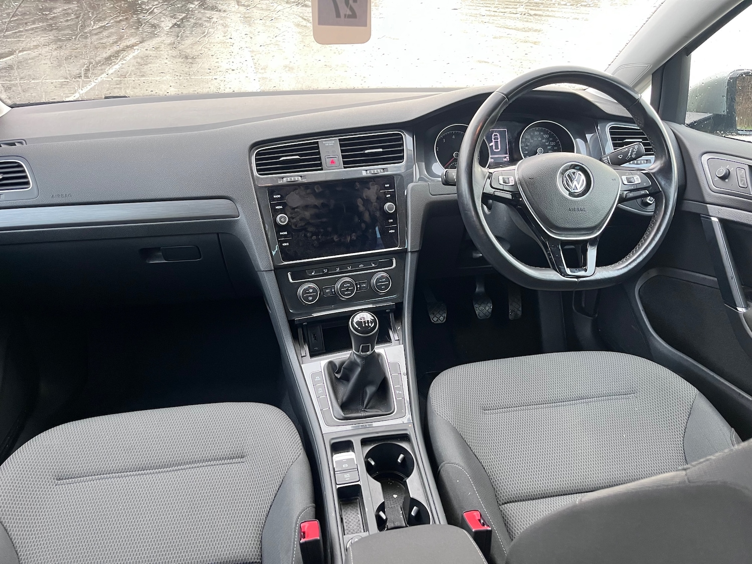 Used Volkswagen Golf 2020 for sale - 77301656: Photo 11