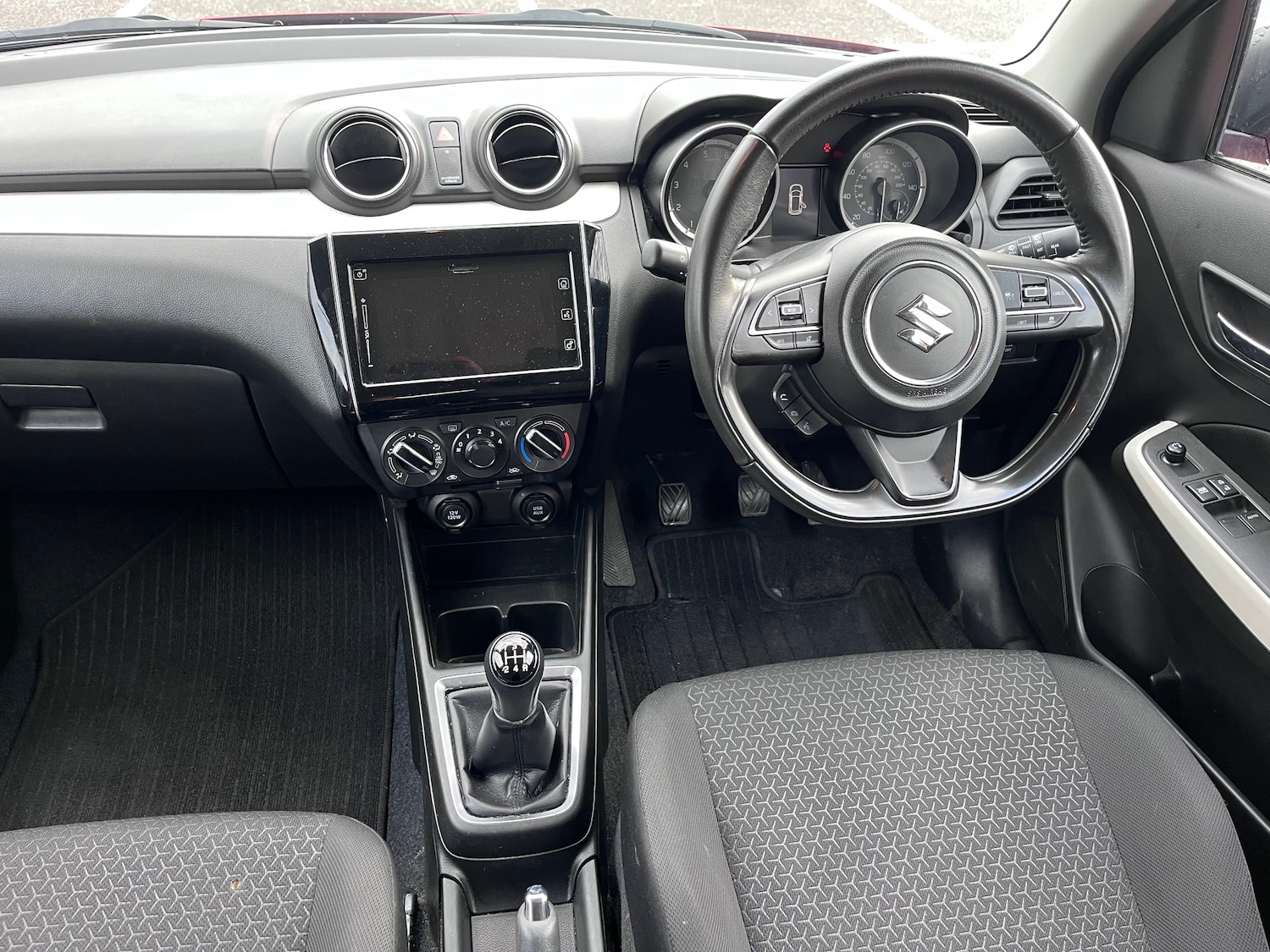 Used Suzuki Swift 2023 for sale - 76685538: Photo 11