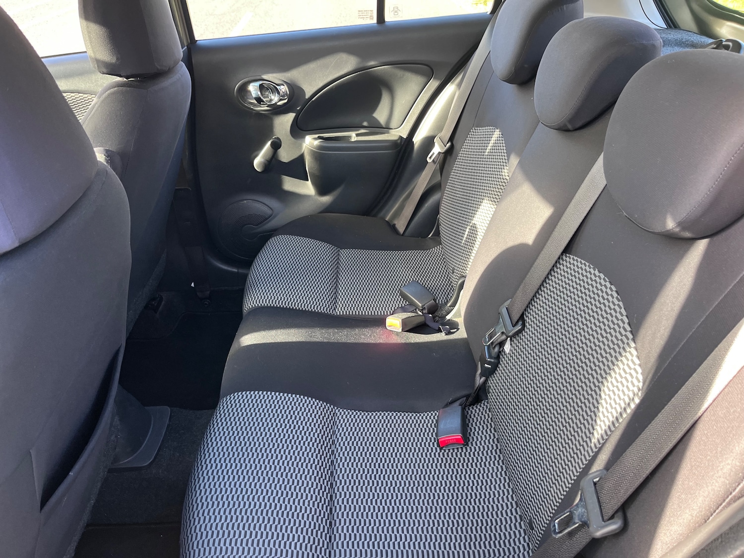 Used Nissan Micra 2015 for sale - 77080124: Photo 8