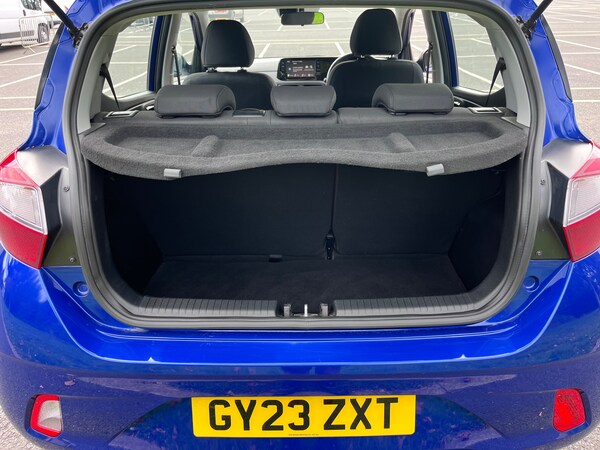 Used Hyundai i10 2023 for sale - 76134127: Photo 8