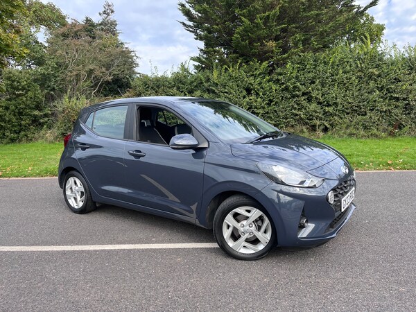 Used Hyundai i10 2023 for sale - 76134015: Photo 1