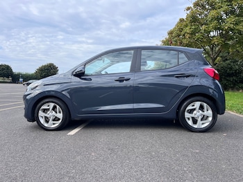 Used Hyundai i10 2023 for sale - 76134015: Photo 4
