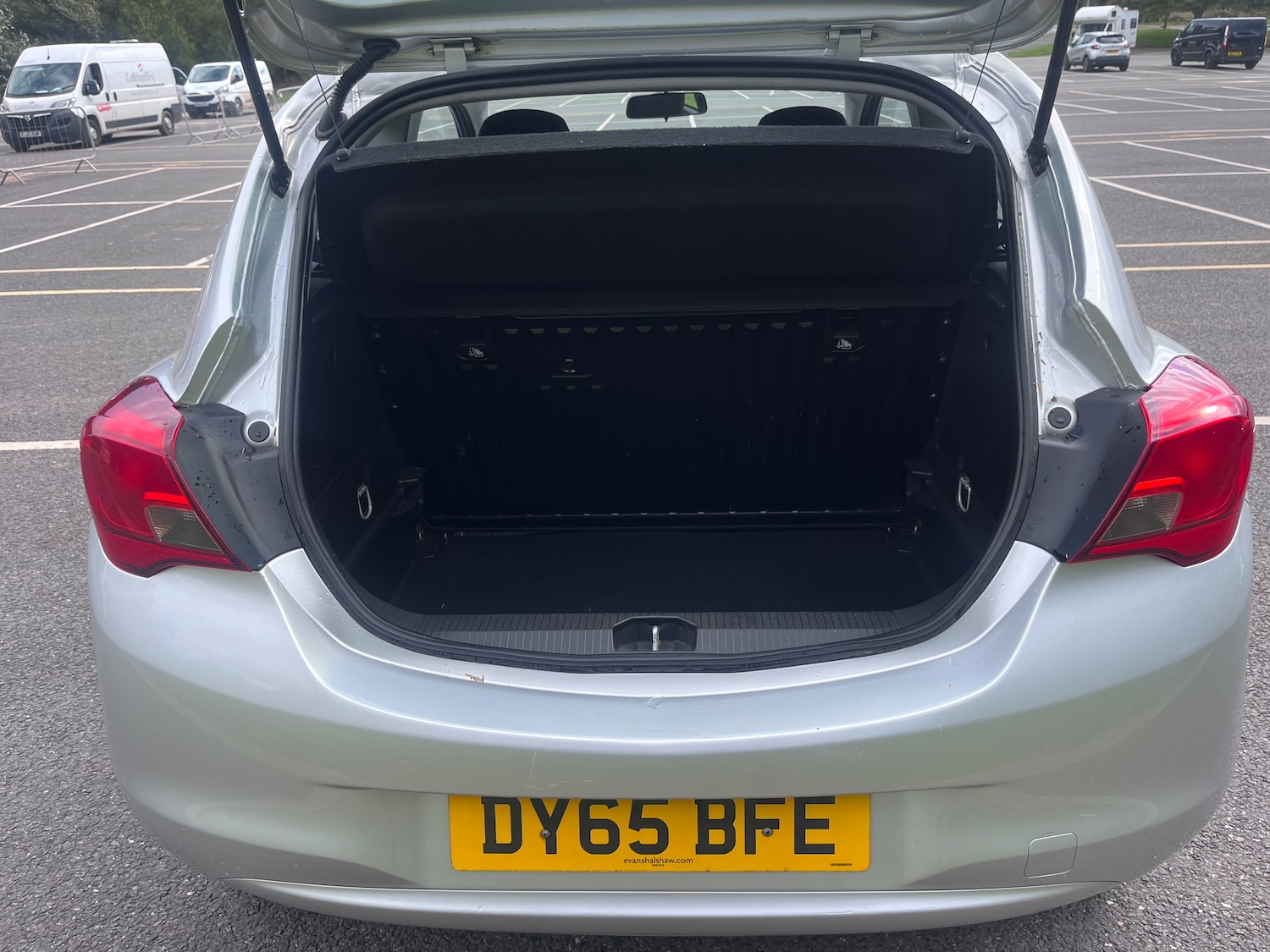 Used Vauxhall Corsa 2015 for sale - 76299836: Photo 6