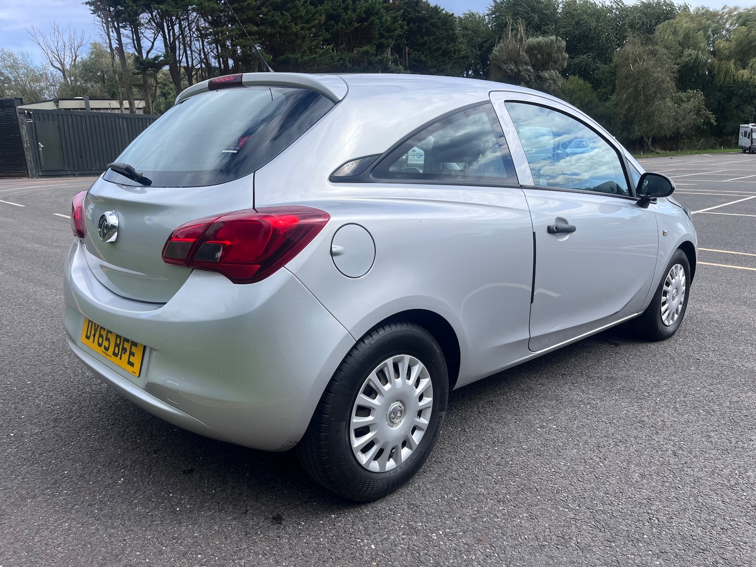 Used Vauxhall Corsa 2015 for sale - 76299836: Photo 7