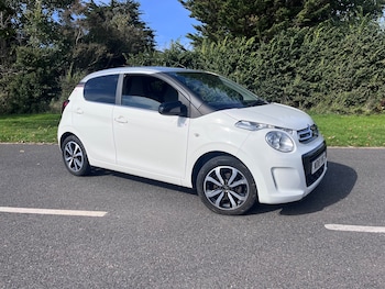 2018 (18) - 1.0 VTi ELLE Hatchback 5dr Petrol Manual Euro 6 (72 ps)