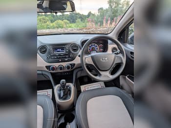 Used Hyundai i10 2014 for sale - 79678044: Photo
