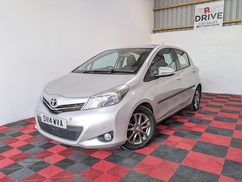 Used Toyota Yaris 2014 for sale - 79375163: Photo