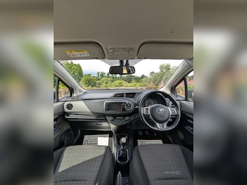 Used Toyota Yaris 2014 for sale - 79375163: Photo