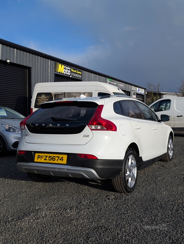 Used Volvo V40 2013 for sale - 78048614: Photo 4