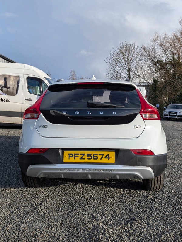 Used Volvo V40 2013 for sale - 78048614: Photo 9