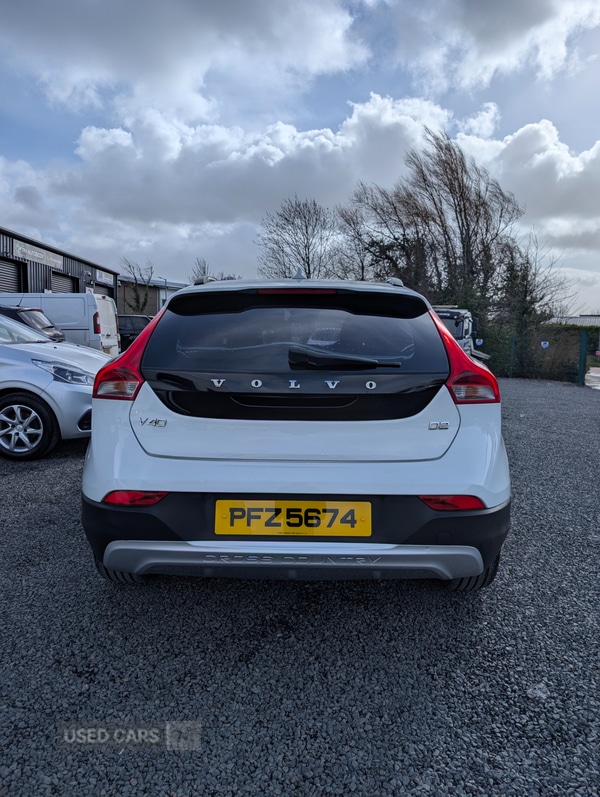 Used Volvo V40 2013 for sale - 77994633: Photo 9