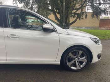 Used Peugeot 308 2014 for sale - 74934655: Photo