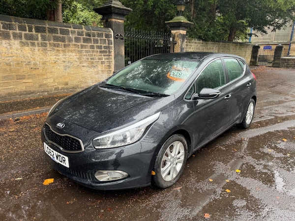 Used Kia Ceed 2012 for sale - 76097101: Photo 1