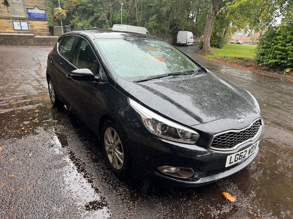 Used Kia Ceed 2012 for sale - 76097101: Photo 2