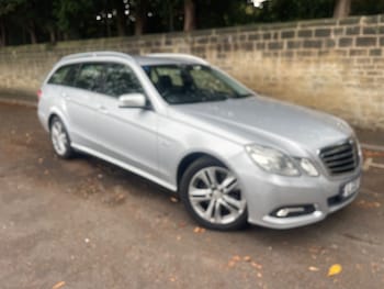 Used Mercedes-Benz E-Class 2010 for sale - 76079930: Photo