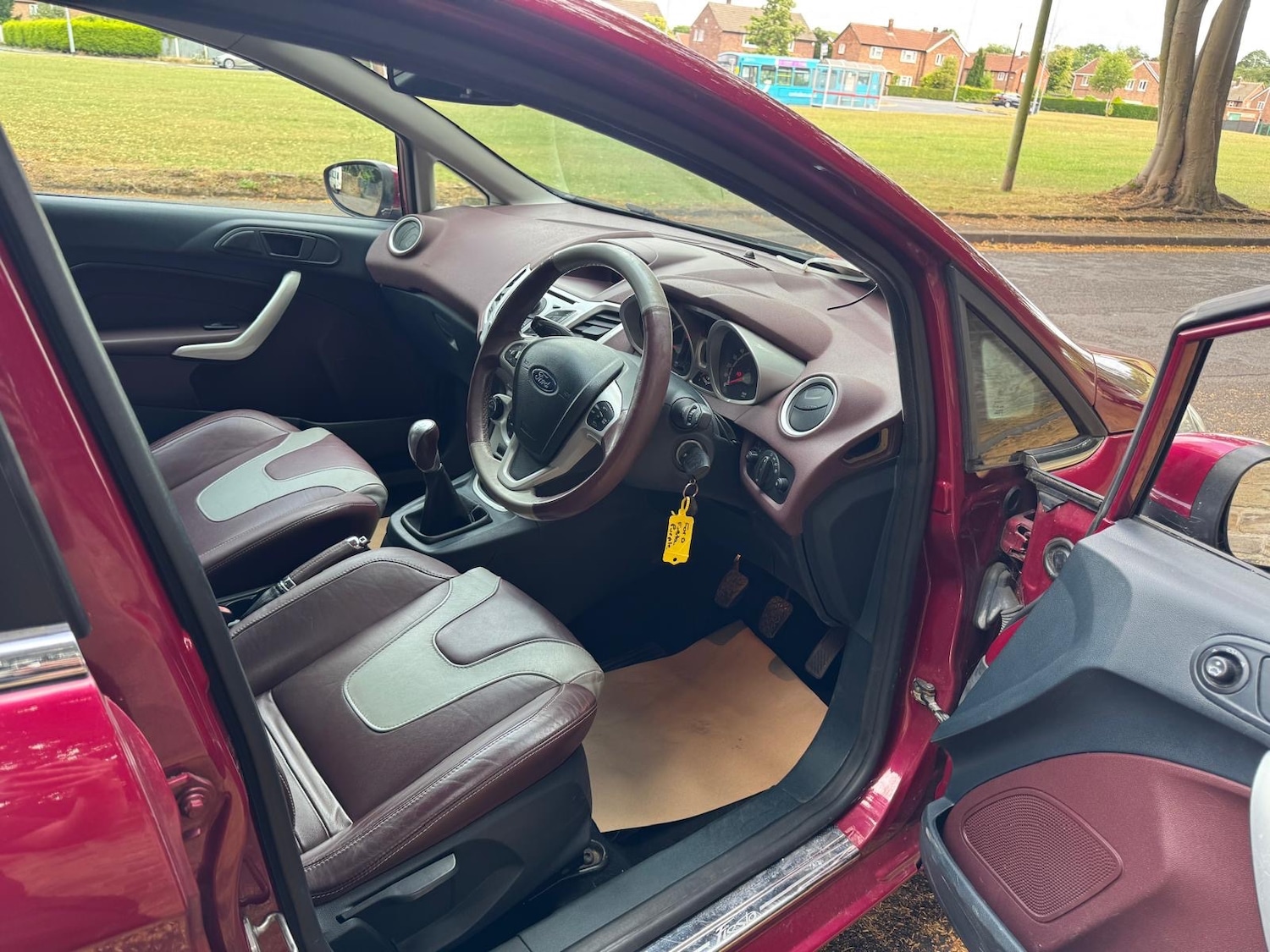 Used Ford Fiesta 2010 for sale - 76089465: Photo 13