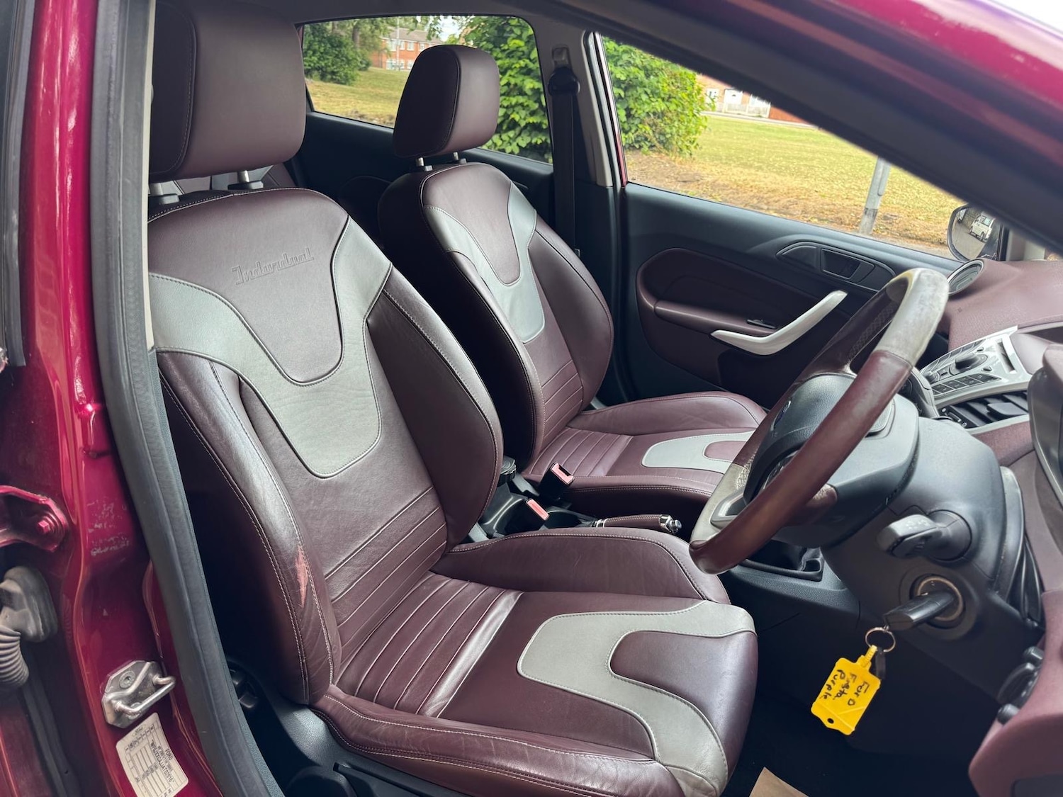 Used Ford Fiesta 2010 for sale - 76089465: Photo 16