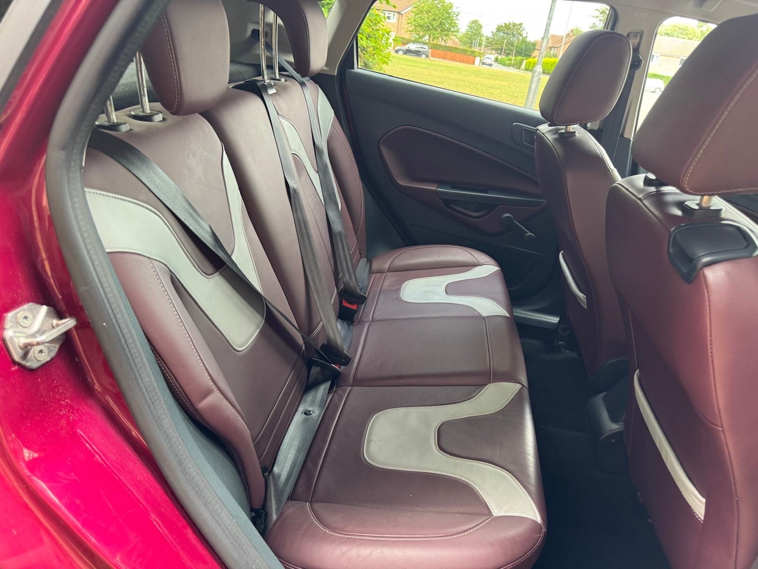 Used Ford Fiesta 2010 for sale - 76089465: Photo 4