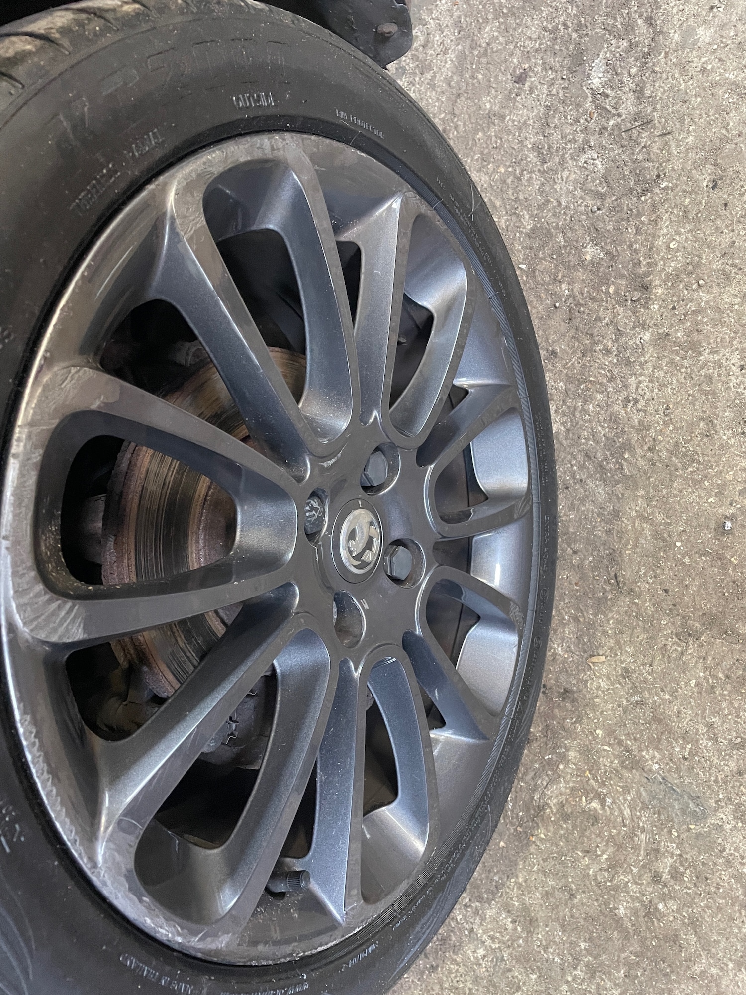 Used Vauxhall ADAM 2013 for sale - 76097126: Photo 16