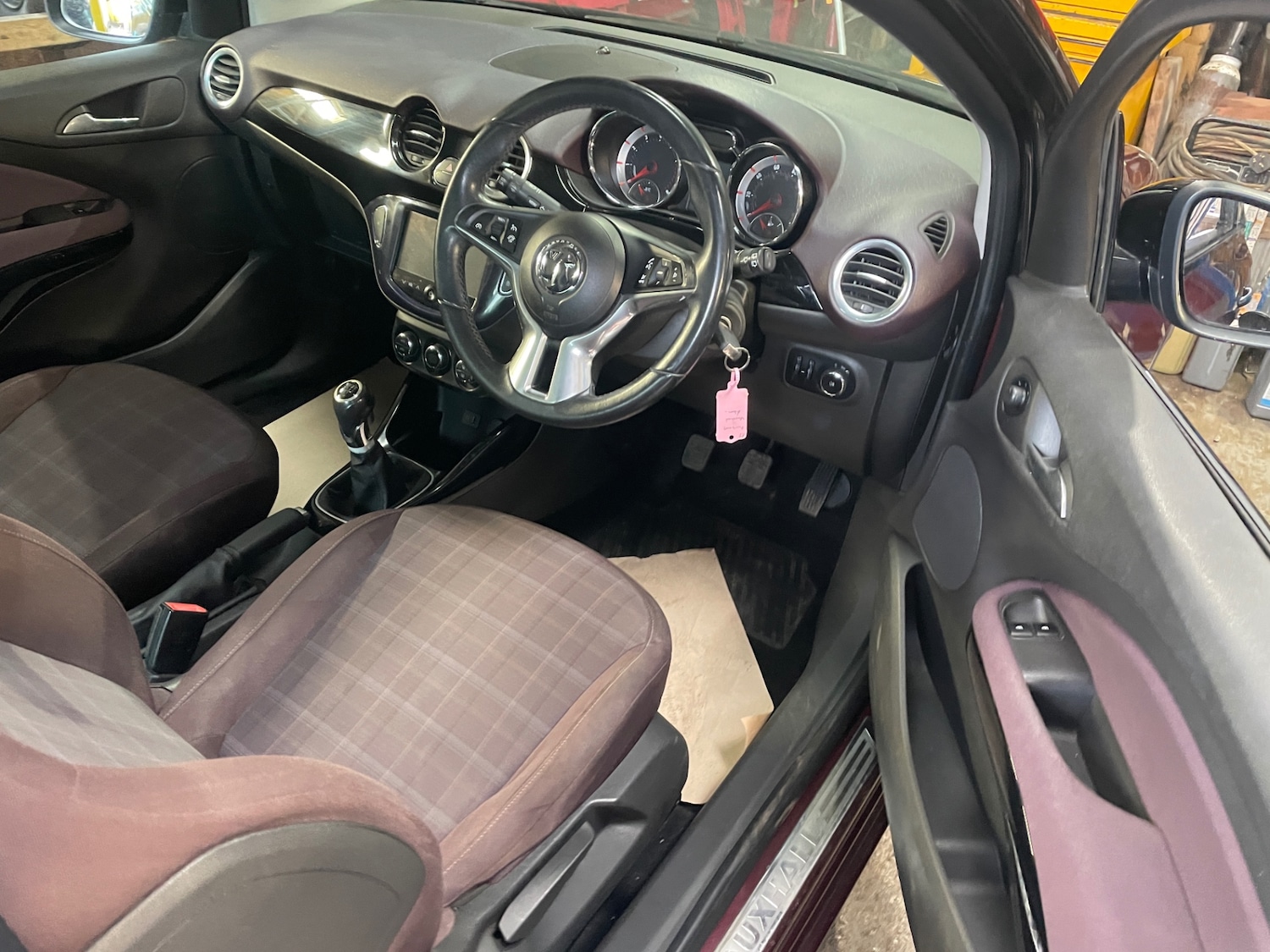 Used Vauxhall ADAM 2013 for sale - 76097126: Photo 9