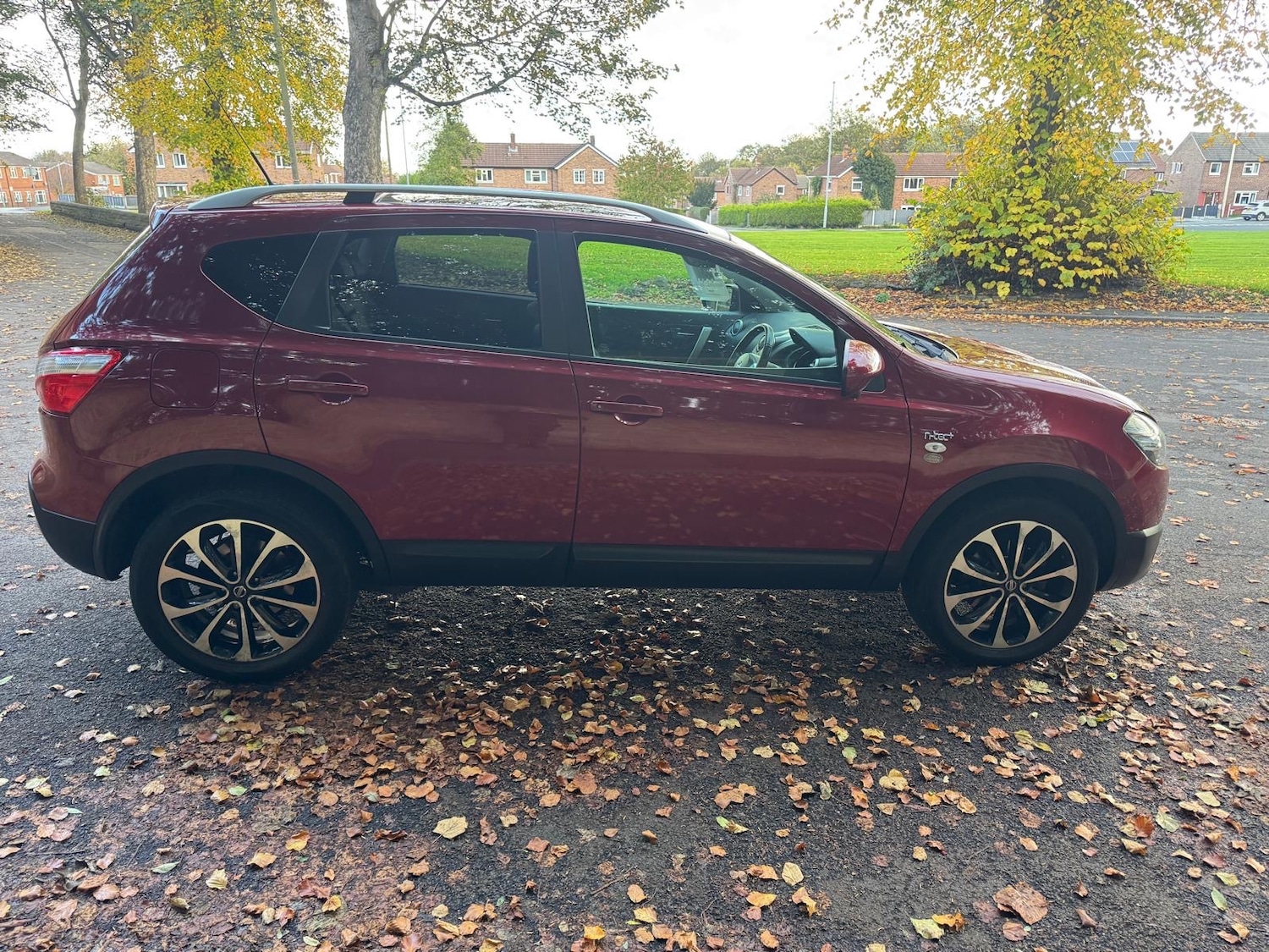 Used Nissan Qashqai 2012 for sale - 76379615: Photo 6