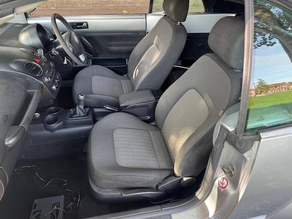 Used Volkswagen Beetle 2006 for sale - 76264446: Photo 18