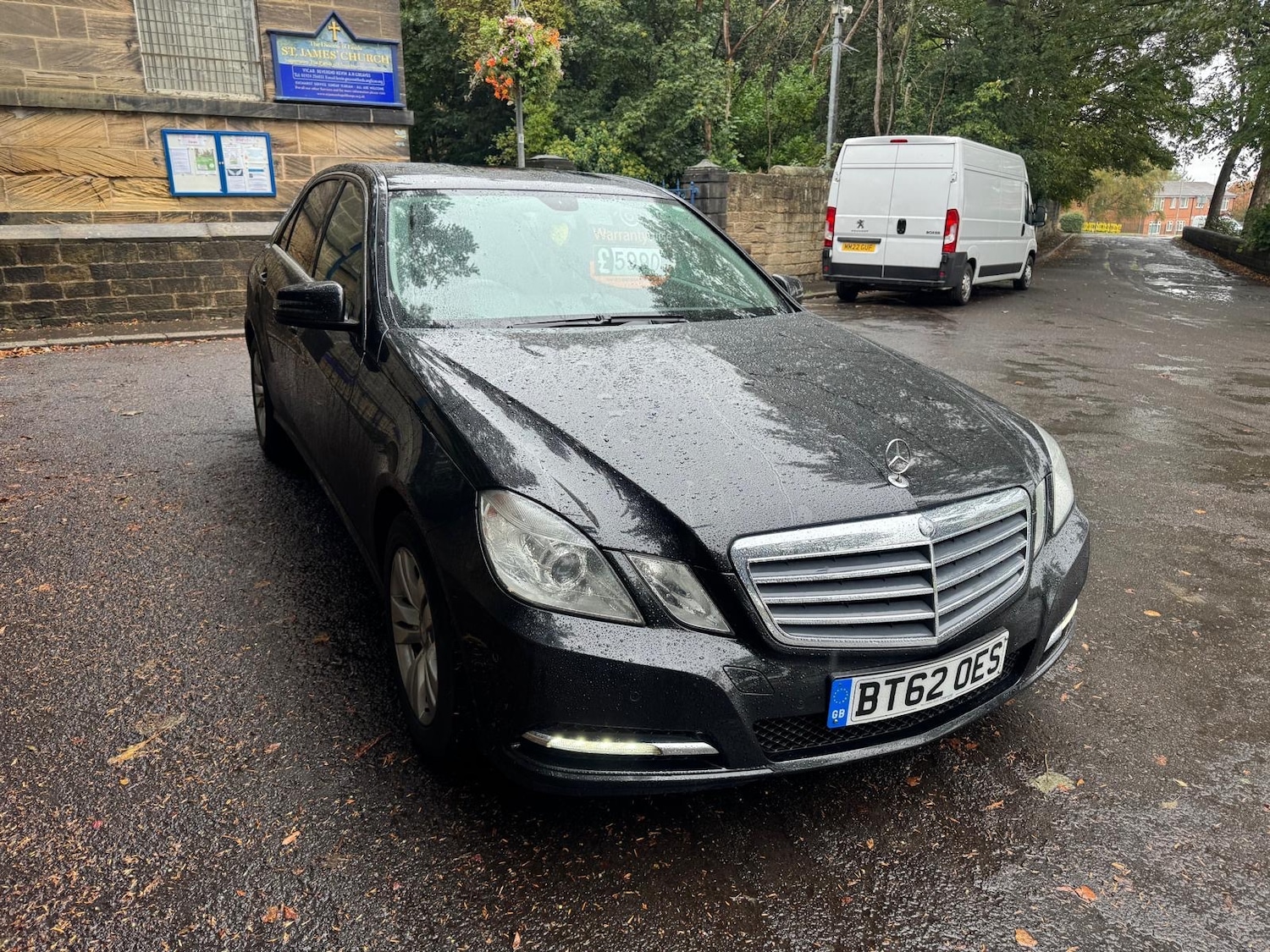 Used Mercedes-Benz E-Class 2013 for sale - 76089753: Photo 2