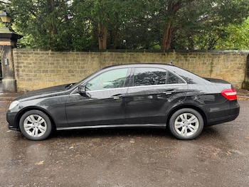 Used Mercedes-Benz E-Class 2013 for sale - 76089753: Photo