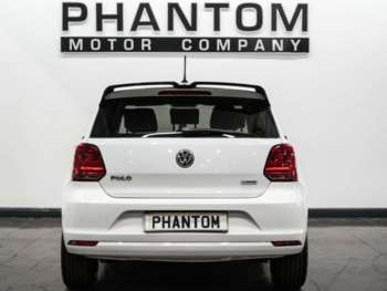 Used Volkswagen Polo 2015 for sale - 74799727: Photo