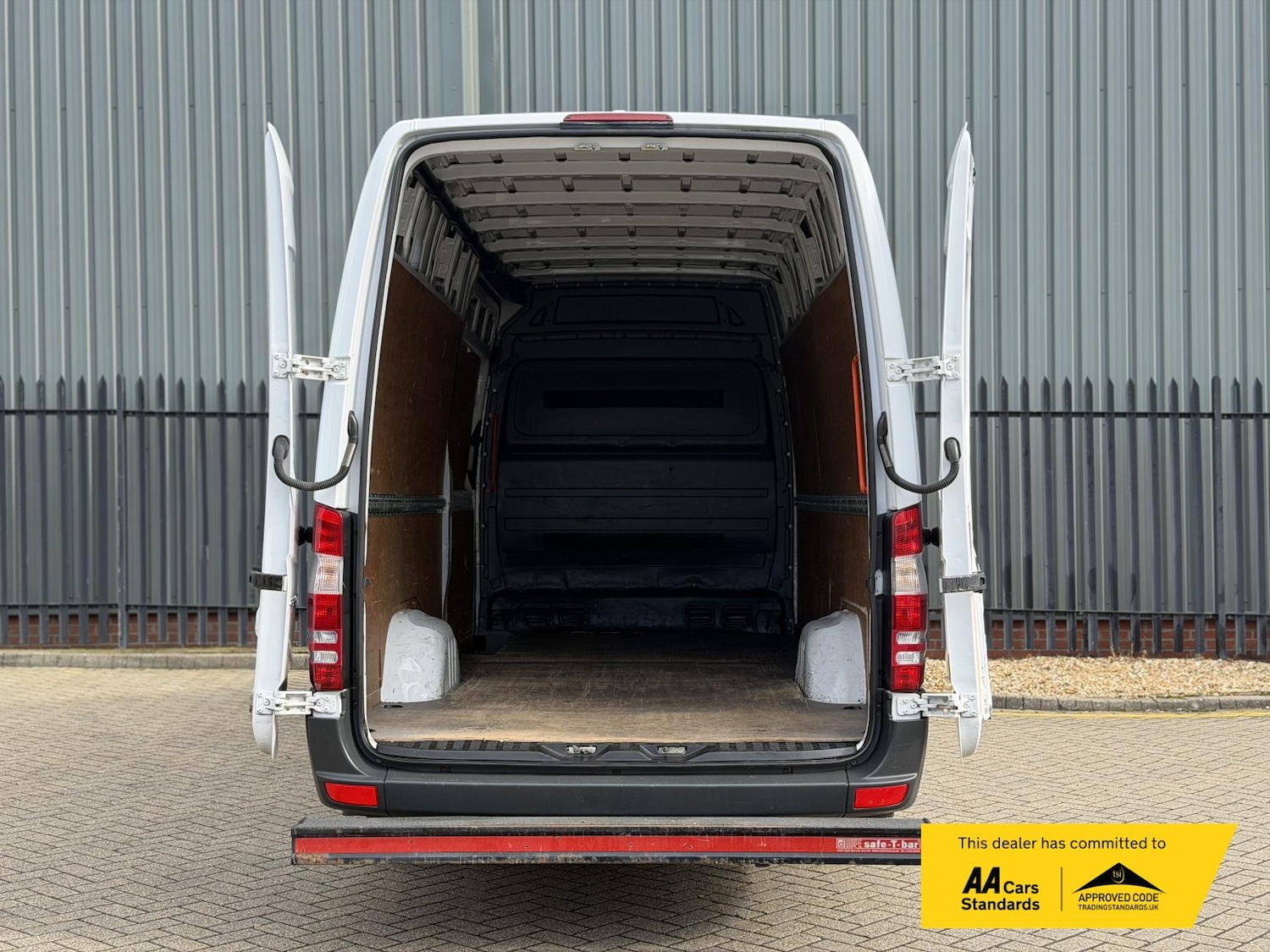 Used Mercedes-Benz Sprinter 2018 for sale - 77483084: Photo 11