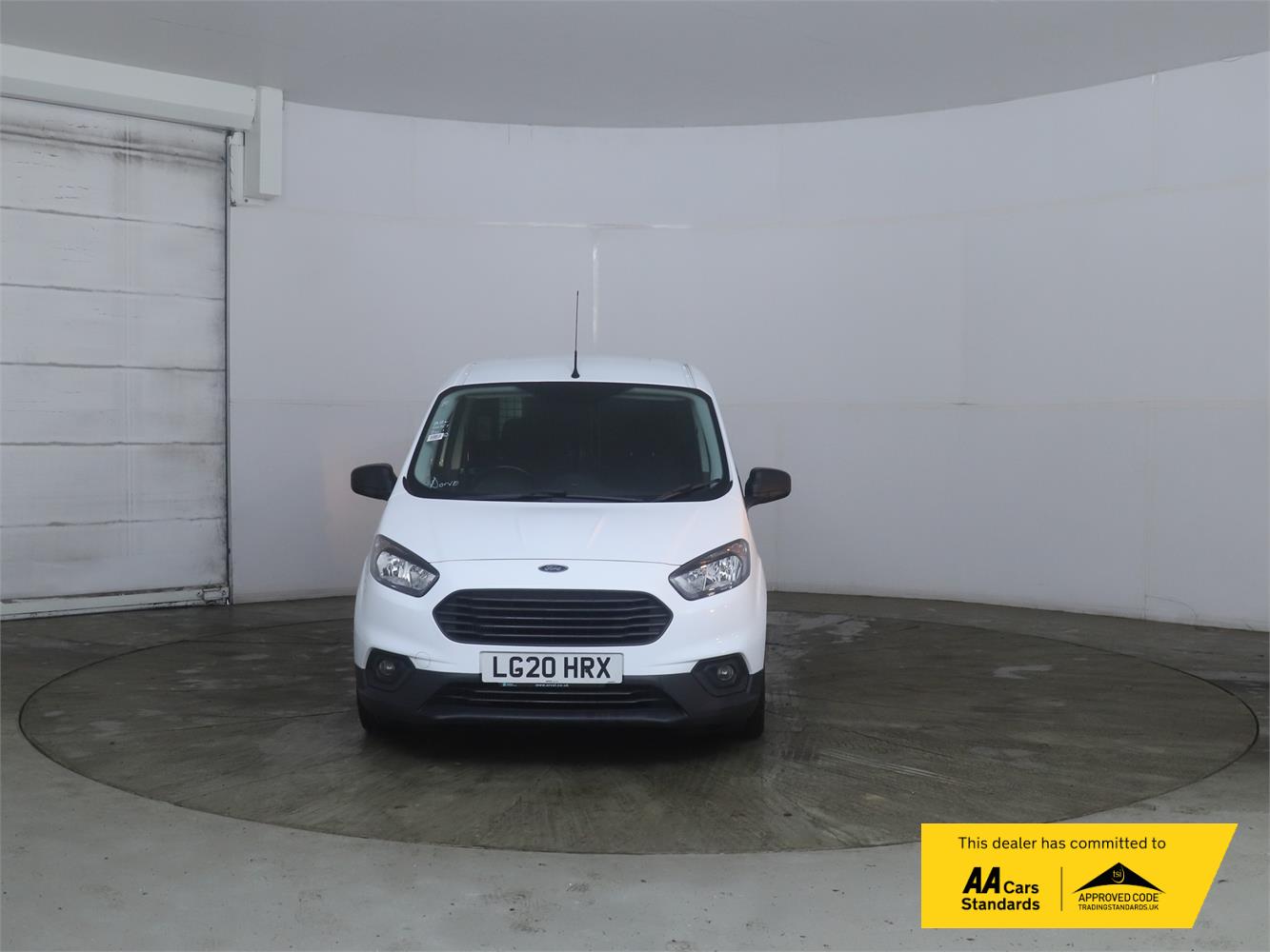Used Ford Transit Courier 2020 for sale - 77653323: Photo 2