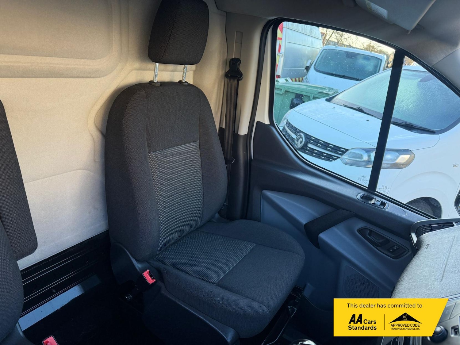 Used Ford Transit Custom 2016 for sale - 77140995: Photo 50