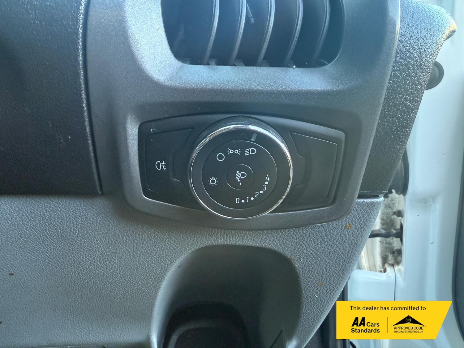 Used Ford Transit Custom 2016 for sale - 77140995: Photo 68