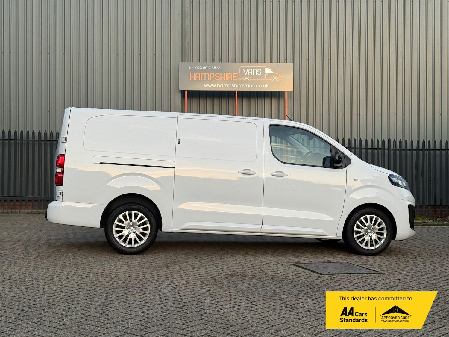 Used Vauxhall Vivaro 2023 for sale - 76935572: Photo 4