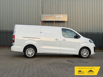 Used Vauxhall Vivaro 2023 for sale - 76935572: Photo