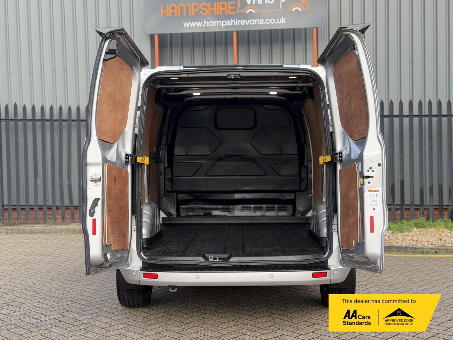 Used Ford Transit Custom 2020 for sale - 76196976: Photo 17