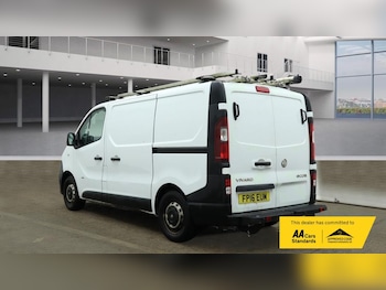 Used Vauxhall Vivaro 2016 for sale - 75852890: Photo